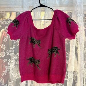 Fuchsia Pink Tiger Pattern Sweater Top Size S